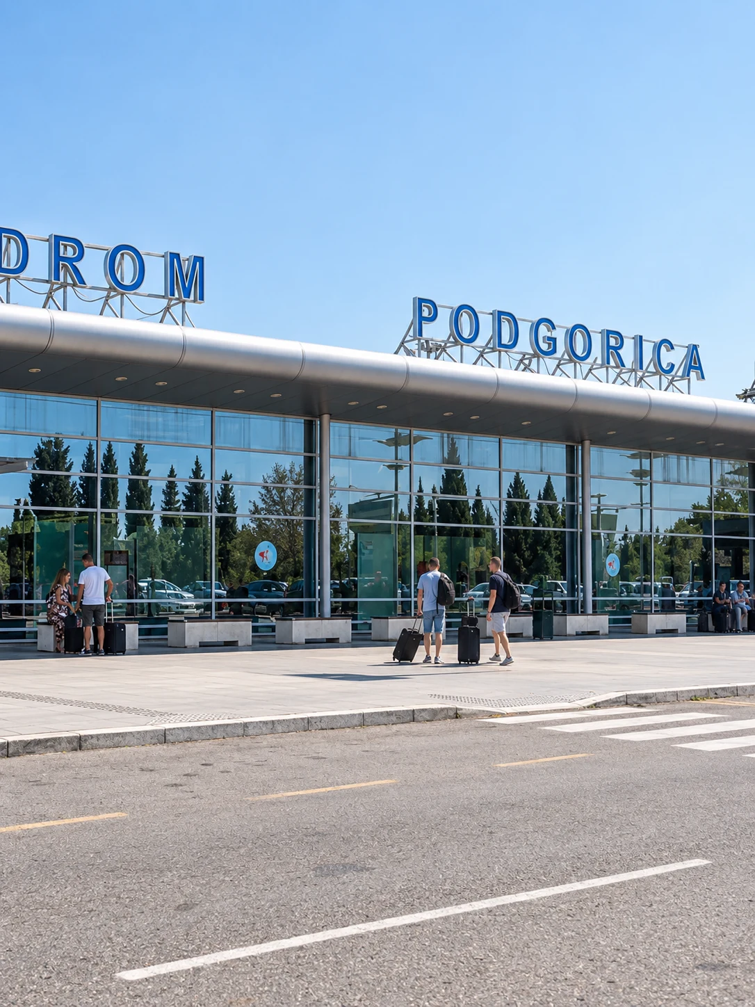 Illustratie van de terminal op het vliegveld van Podgorica